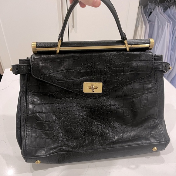 BCBGMaxAzria Handbags - BCBG MaxAzria Gorgeous Leather Black Satchel Purse